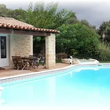 Les Bois 1 Bed & Breakfast