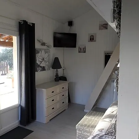 Les Bois 1 Bed & Breakfast Gignac (Herault)